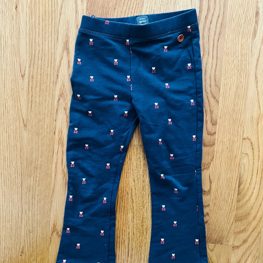 Adorable Babyface bootleg leggings